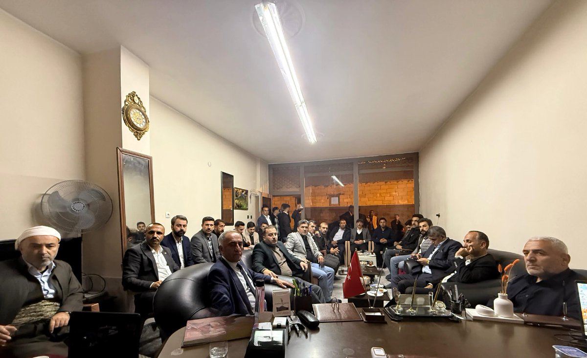 📍 Şemdinli

✅️ Şemdinli Sivil İnisiyatifi Platformu Ziyareti

Genel Merkez İl Koordinatörümüz Sn. <a href="/byildiz63/">Bahattin Yıldız 🇹🇷🇵🇸</a>, İlçe Başkanımız <a href="/Salihinann/">Salih İnan</a>, Belediye Başkanımız <a href="/sakar_fahri/">FAHRİ ŞAKAR</a>, İlçe Gençlik Kolları Başkanımız <a href="/furkangeylanii/">Furkan GEYLANİ</a>, Geçmiş Dönem Belediye Başkanımız Tahir SAKLI ve