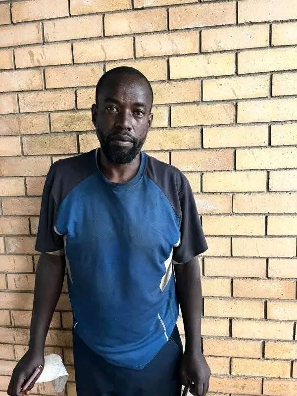 Tzaneen SAPS is Urgently Seeking Public Assistance

The South African Police Service in Tzaneen is making an urgent appeal to the public to help locate the family of a man found sleeping next to the Tzaneen police station. 

The man, identified as Bullet Marumo Mothibi from