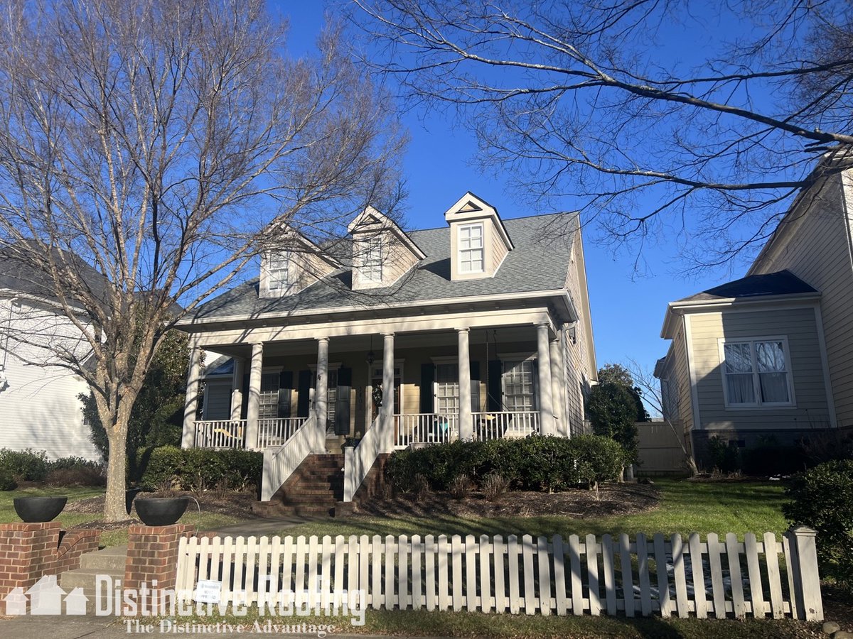 We are your #1 Roofing Choice in Middle TN.  Schedule your appointment today by calling us at 615-975-ROOF (7663) or visit us online at distinctiveroofingtn.com

#DistinctiveRoofingTN #Nashville #FranklinTN #ClarksvilleTN #SpringHillTN #MurfreesboroTN