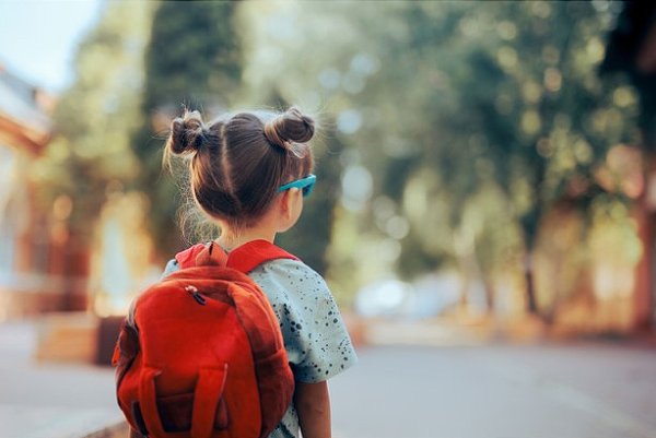 folhacondominio's tweet image. CRIANÇA DESACOMPANHADA NAS ÁREAS COMUNS PODE GERAR MULTA AO SÍNDICO
folhadocondomino.com.br/1b
(BEM-ESTAR) ... Em discussão na Câmara dos Deputados, a Comissão de Previdência, Assistência Social, Infância, Adolescência e Família aprovou ... #Responsabilidade #ProjetodeLei #Elevador