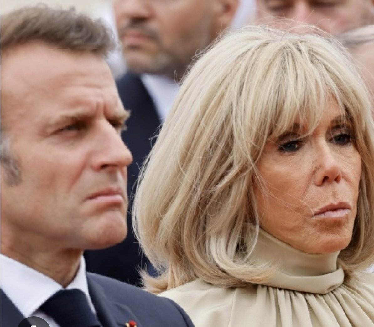 Escalet83's tweet image. « Les Français ne méritent pas mon mari » #BrigitteMacron :
#pascalpraud vient au secours de Brigitte Macron dans l&apos;#HeureDesPros2
La pauvre femme serait extrêmement affectée par ce qu&apos;il se dit à son sujet sur les réseaux sociaux. 
Qu&apos;elle aille vivre sur Uranus si on la dérange