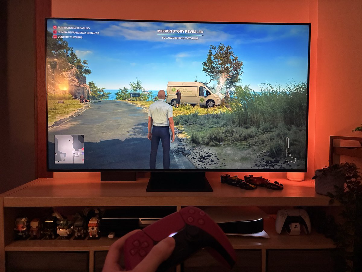 Mafia: The Old Country'nin pek de gizli olmayan gizlilik oynanışından sonra canım adam akıllı bir TPS stealth oyunu çekmişti. Anlık bir gaz ile son 3 Hitman'i tekrardan ve bu sefer ardı ardına oynayacağım bakalım