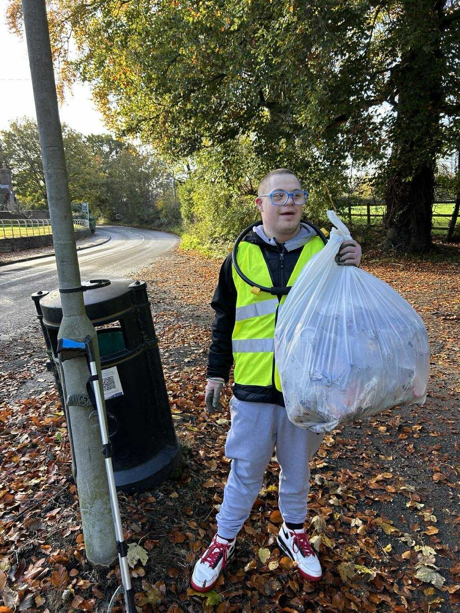 WhitegateVision's tweet image. A special thank you to Theo who has been out and about keeping our village tidy.  Please see Theo’s fundraising page. 
justgiving.com/page/helen-avr…