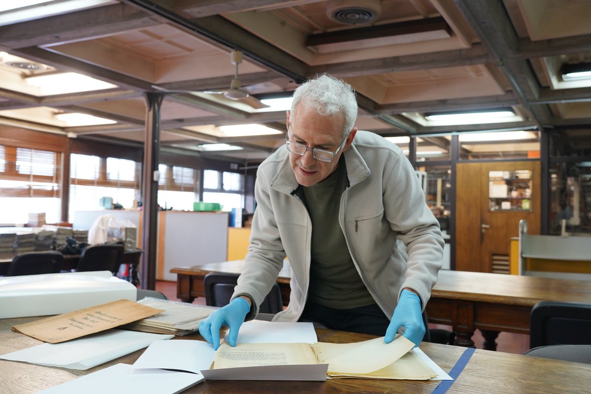 🧉 Un libro de reciente aparición reúne un conjunto de trabajos científicos que aportan nuevas evidencias sobre los efectos beneficiosos del consumo frecuente de yerba mate en el cuerpo y el cerebro. Sus autores son Juan Ferrario y Karla Johan Lorenzo.

💚 Los estudios