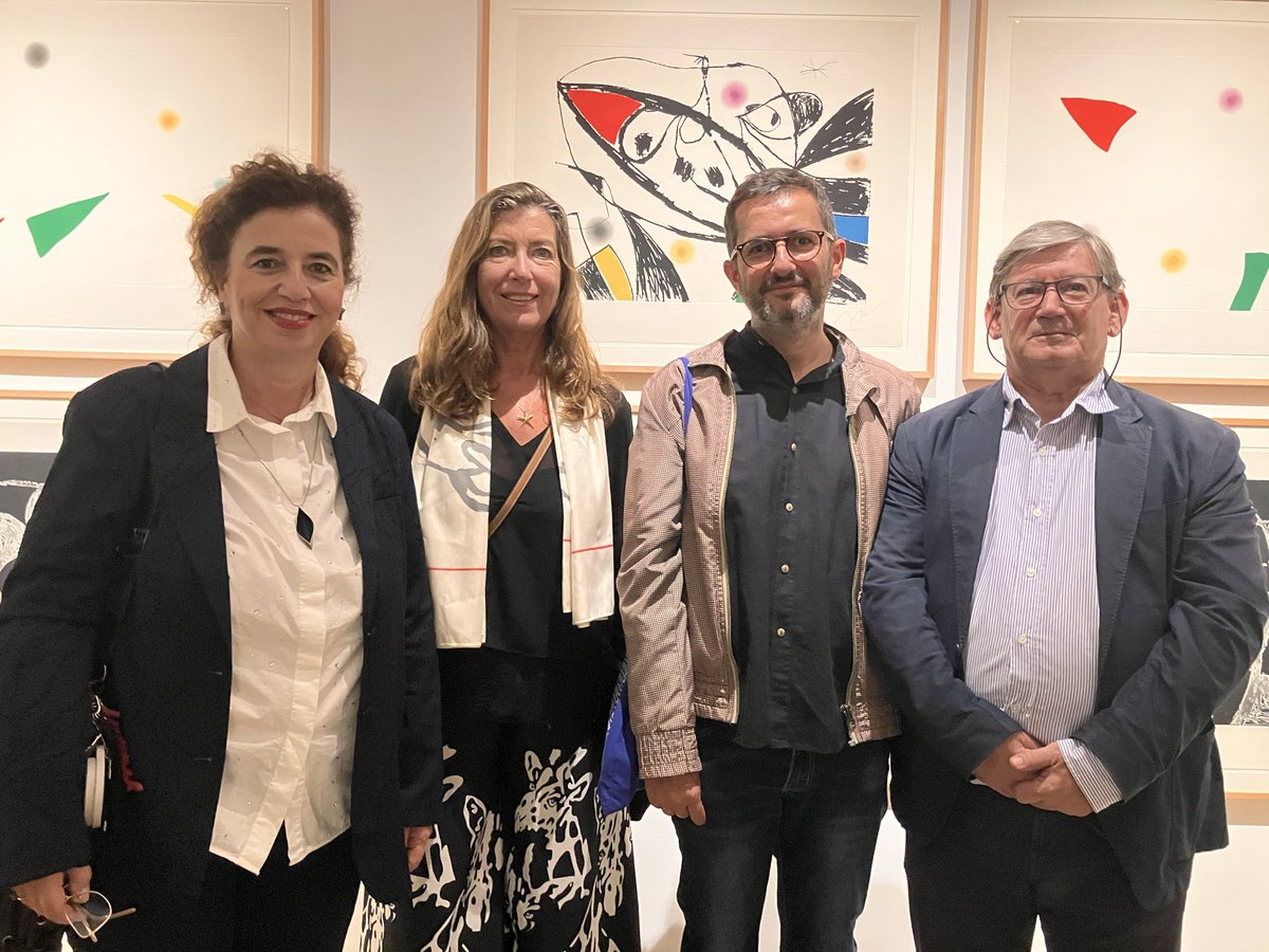 No deixeu d’anar al #MuseudeMallorca a visitar l’expo sobre la relació entre Joan Miró i la Galeria Pelaires 1969-1983. 
Imprescindible no sols per entendre la trajectòria de #JoanMiró, també per conèixer el context de l’art contemporani de l’època a #Mallorca #Cultura #Art