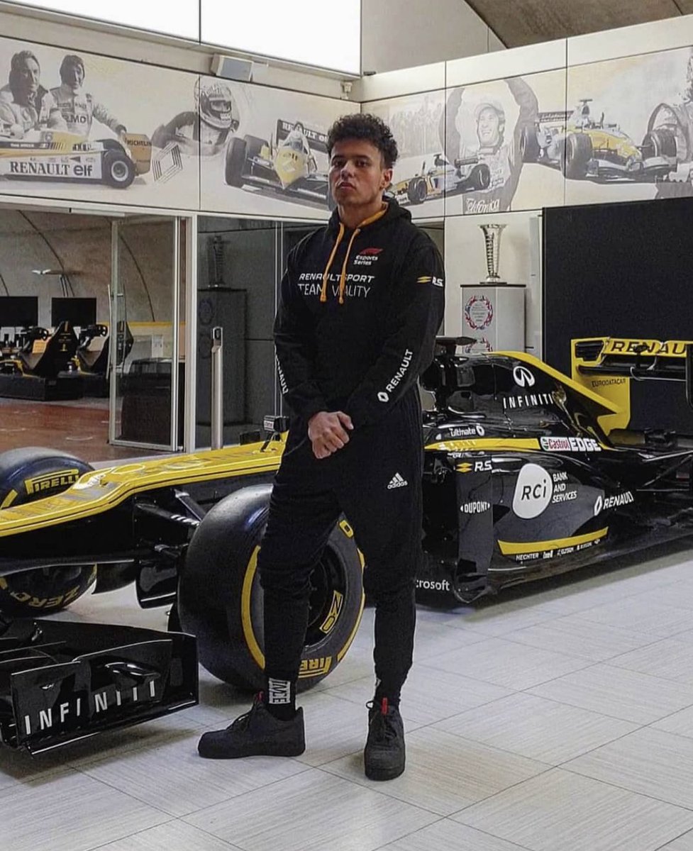 Simon Weigang tweet media