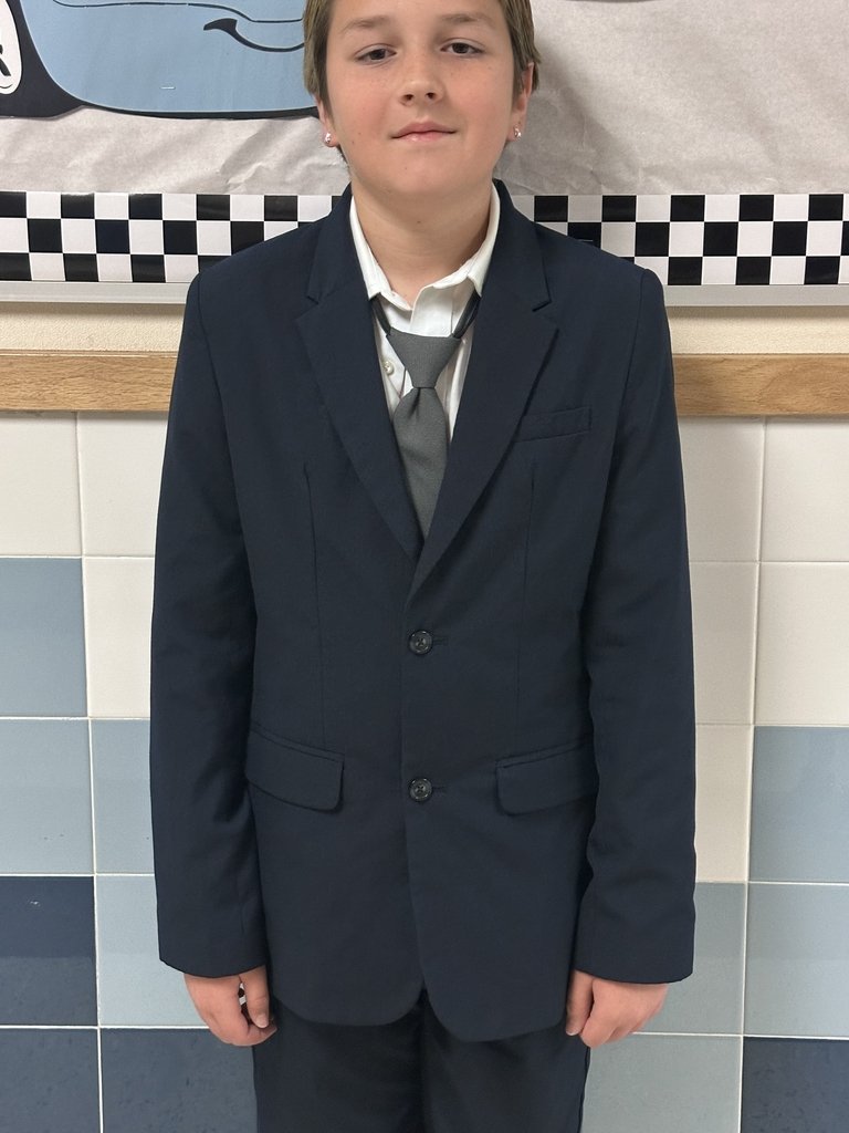 swisd_hcsa's tweet image. HCSA students formalized their stance against drugs during Red Ribbon Week.

#SWISDHEROS #RootedHiddenCove #RootedSWISD