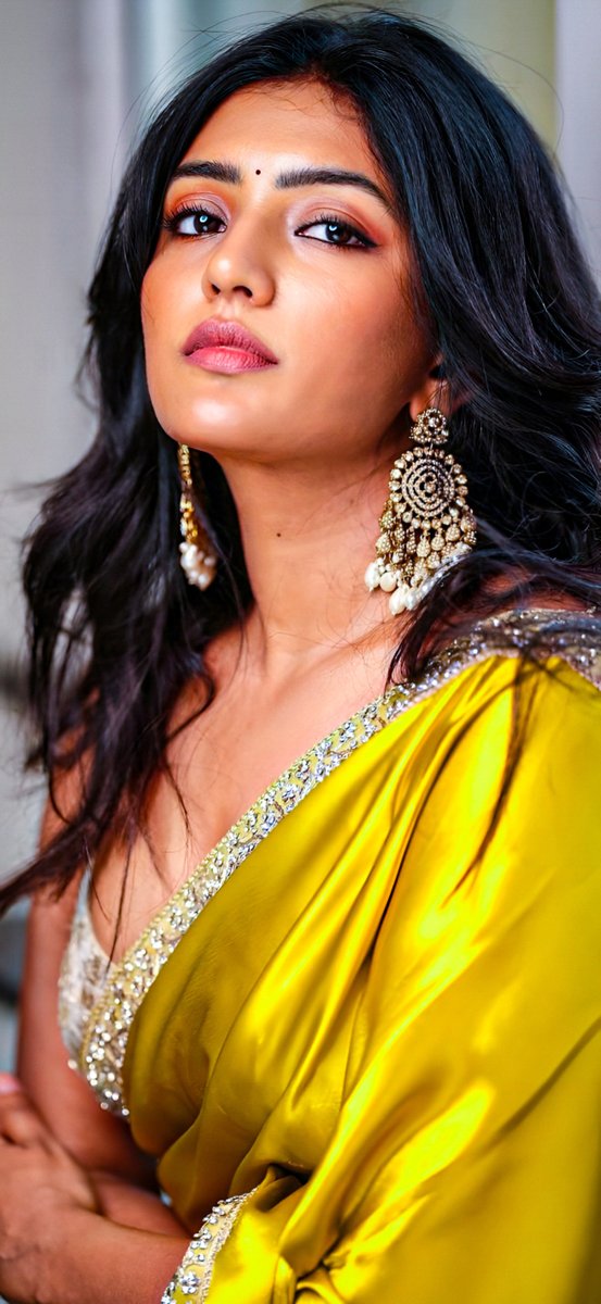 Dracarys2057647's tweet image. #EeshaRebba 
Glowing Beauty ❤️‍🔥❤️‍🔥❤️‍🔥❤️‍🔥🔥🔥🔥🔥