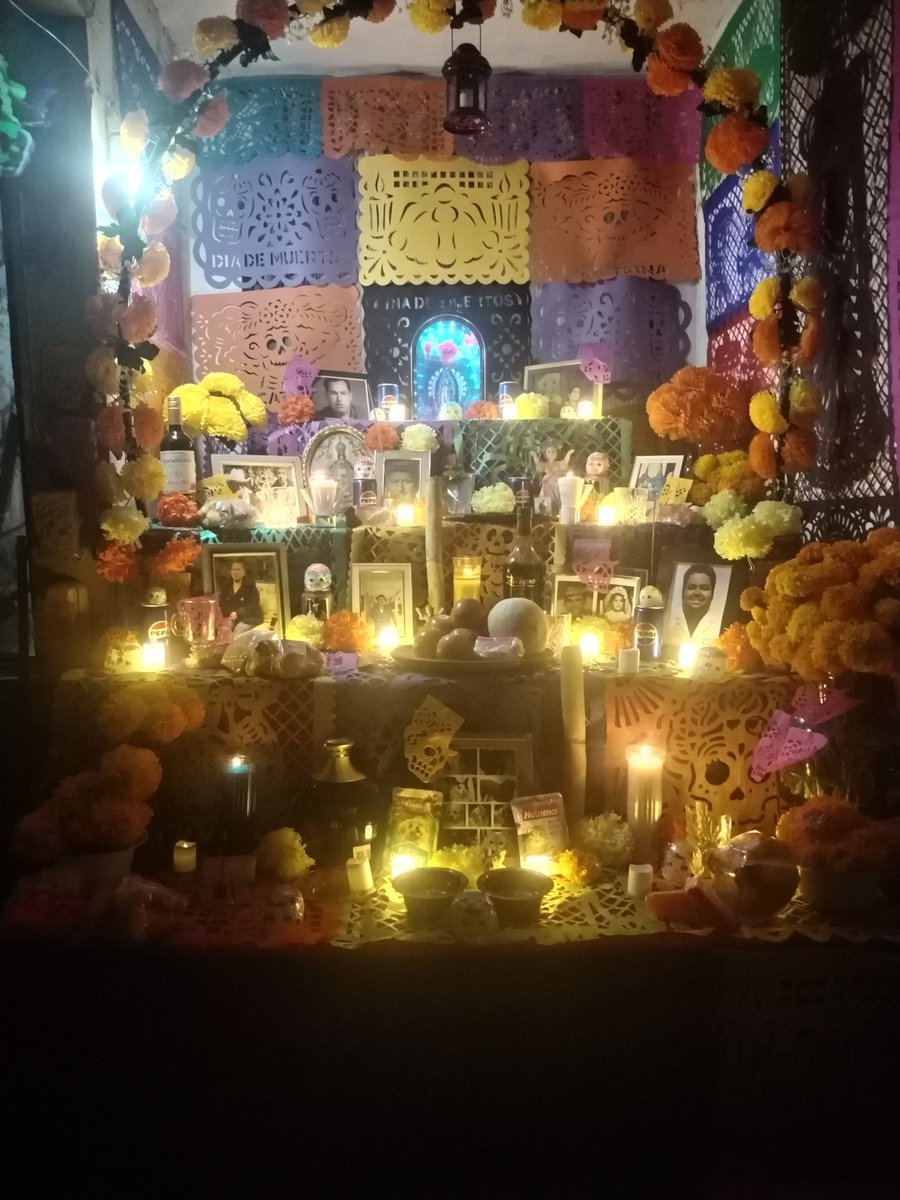 Martín González. ANTIMORENA. tweet media