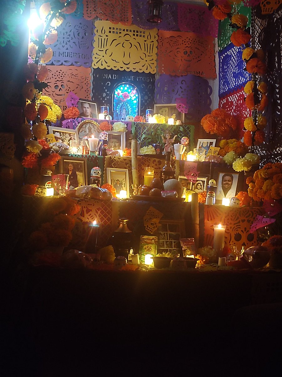 Martín González. ANTIMORENA. tweet media