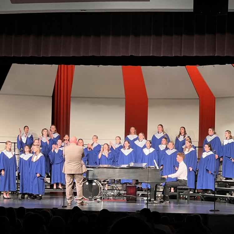 The Fall Choir concert brought great joy through music and our students' talents displayed on stage! Thank you Mr. Shaw for putting together yet another great evening of music for the GHS community!