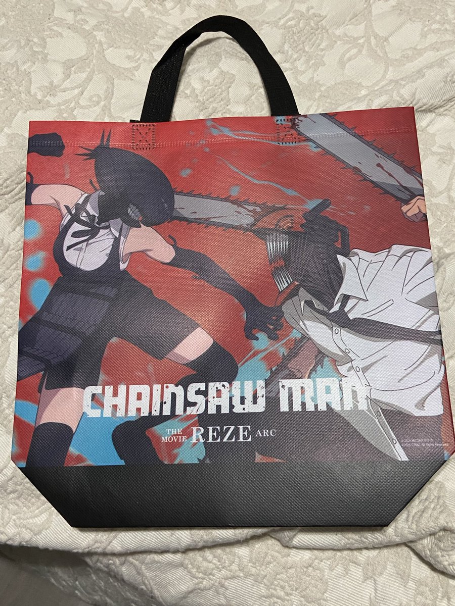 Chainsaw Man The Movie Reze Arc is really good! I’m now wanting either another movie or 2nd season as soon as possible!

And I got this bag at the movie theater. 😄😄