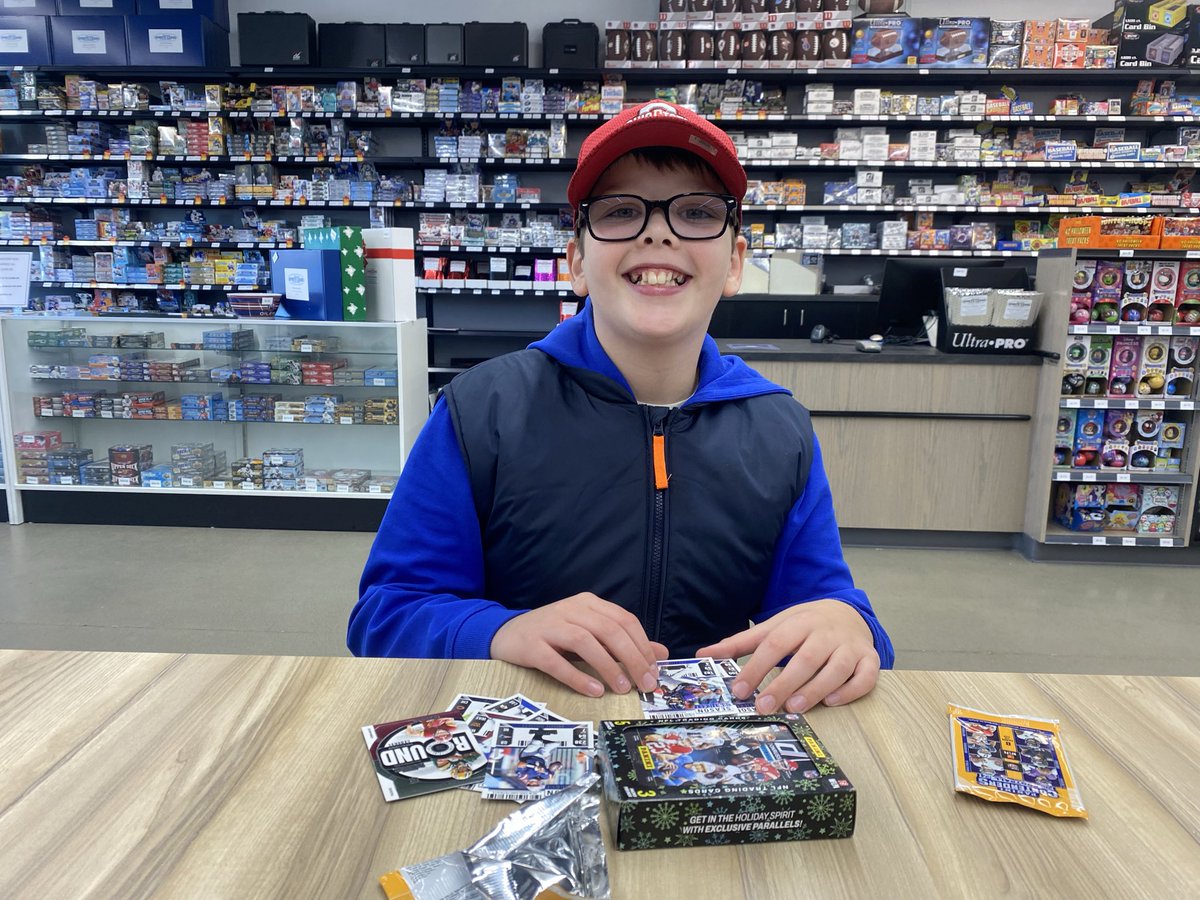 Marsh in his element cracking packs at <a href="/WaynesCards/">Waynes Sports Cards</a> today.