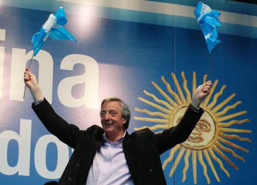 Bajó 5800 puntos el Riesgo País en un solo día echando al FMI de nuestro país