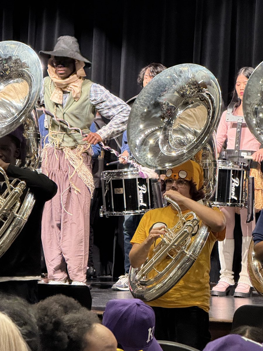 Cadre Kerr Theatre tweet media