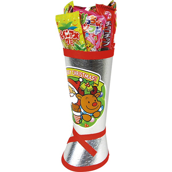 TYO_omatsuri's tweet image. 第２射
ツリーの下の[16411:サンタ銀ブーツ42cm]
「これ、サンタさんの仕事用ブーツ？」と息子

そうだよ、夢を配るプロ仕様
夜勤おつかれさま！

#SPDICTIONARYWEB
#サンタ銀ブーツ42cm
#ファミリークリスマス
#子どもの発想