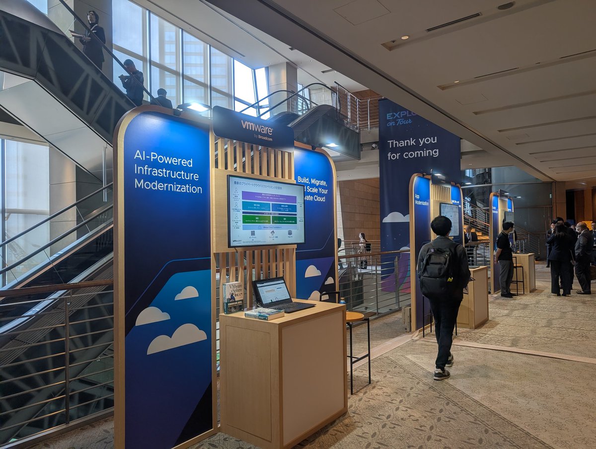 yuki_kawamitsu's tweet image. 今日一日、こちらで説明員 兼 16時から登壇してゆるっとVCF9へのアップグレード考慮点などをお話します
#VMware #VMwareExplore #VCF