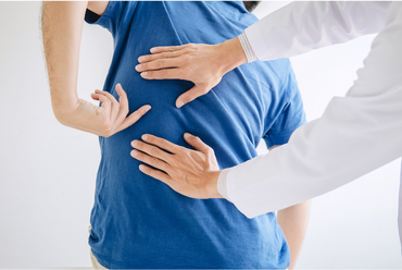 TheBioMechanics's tweet image. Learn about these unexpected causes of #lowerbackpain and what #correctiveexercise(s) you can do to help. thebiomechanicsmethod.com/2021/06/15/une…