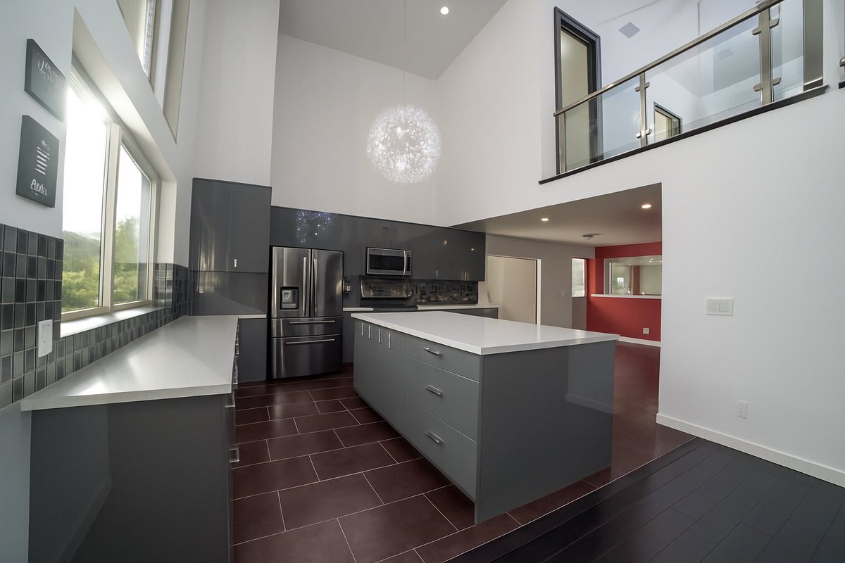 EstatesandHomes's tweet photo. #modernhome for lease in #shermanoaks contact me for details 81-277-1802 asking $16,000 4500 sq Ft 5Beds/5Baths https://t.co/RVZ1W5A0sB