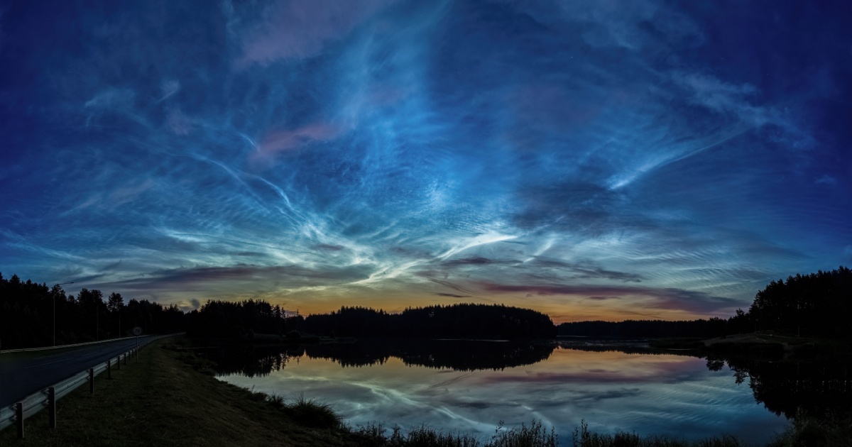 大規模火山噴火と夜光雲の関係についての世界初観測に成功

#海底火山 #夜光雲 #中川広務 #東北大理学 #東北大

📗本件論文
earth-planets-space.springeropen.com/articles/10.11…

🔻内容🔻
sci.tohoku.ac.jp/news/20251029-…