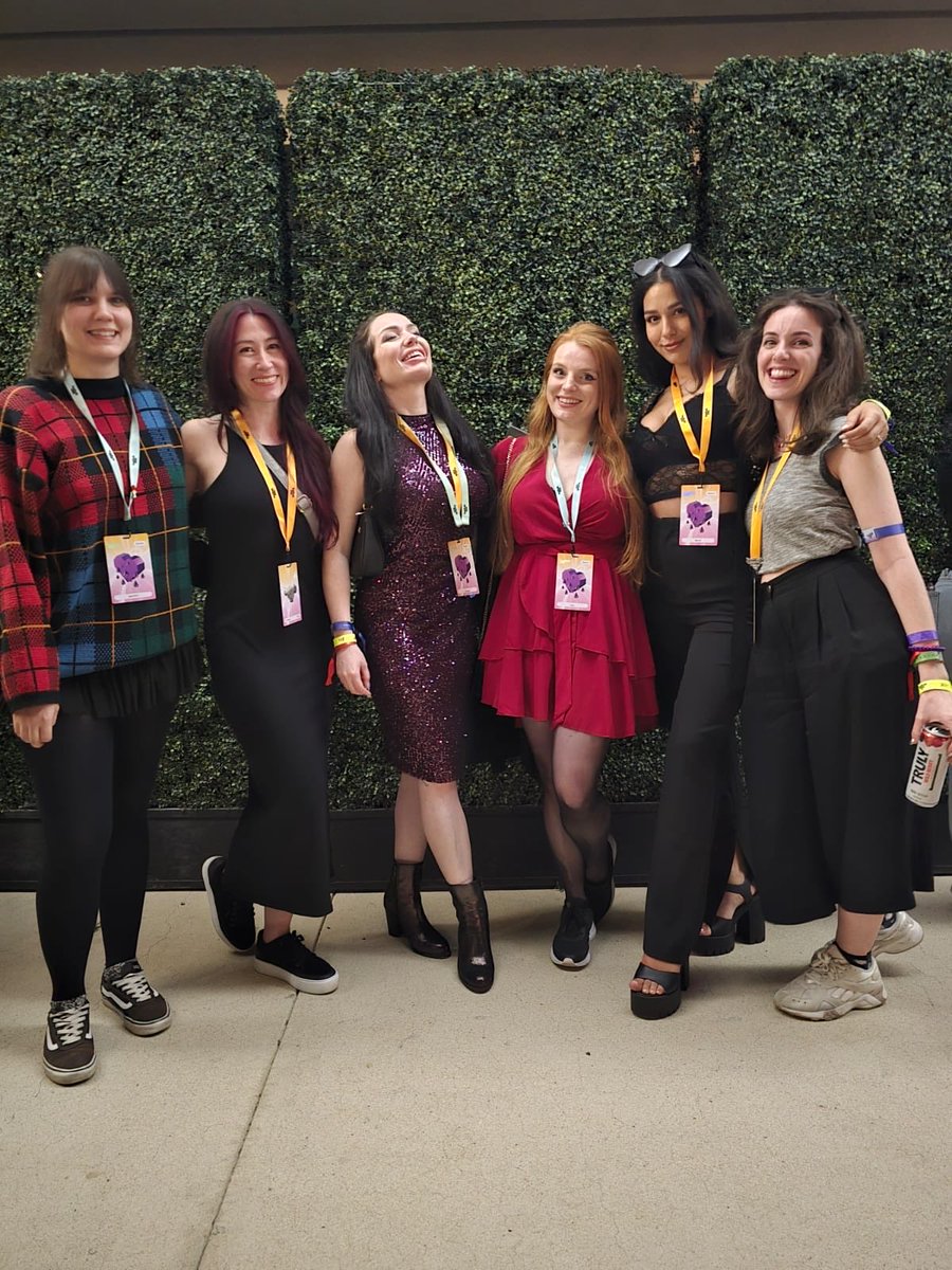 Viev ➡️Twitchcon EU ✨ tweet media