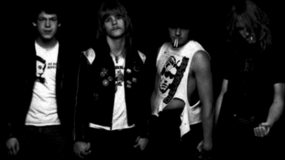 Une sombre réunion de l'horrible cloposphere il y a plus de 30 ans, méfiez vous il sont partout maintenant🚬🚬🚬 Ne prononcez jamais leur nom trois fois devant le miroir🚬🚬🚬