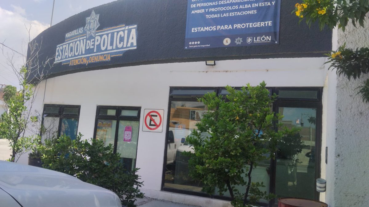 Seguridad_Leon's tweet image. 💬💙 En León contamos con casetas de Mediación y Proximidad Social, espacios donde la ciudadanía encuentra apoyo psicológico, jurídico y social.
Aquí se construyen soluciones con diálogo y cercanía.

#LeónSeguro #ProximidadSocial #SSPPC

🩵: goo.su/Ezqs6e