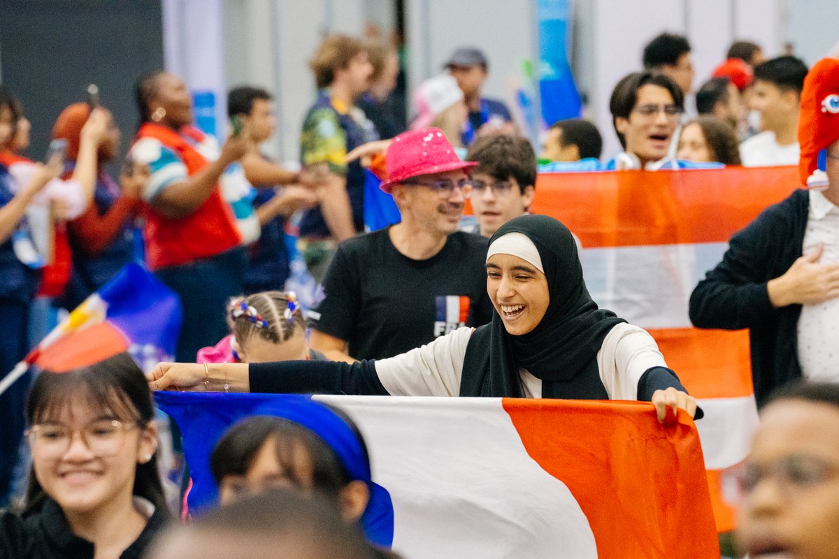 F1RSTglobal's tweet image. We’re officially live from the #FGC2025Panama venue! 🇵🇦

Teams from around the world have arrived and are setting up their pits 🔧🤖

The energy is incredible as everyone prepares for an unforgettable week of innovation, teamwork, and inspiration 💫