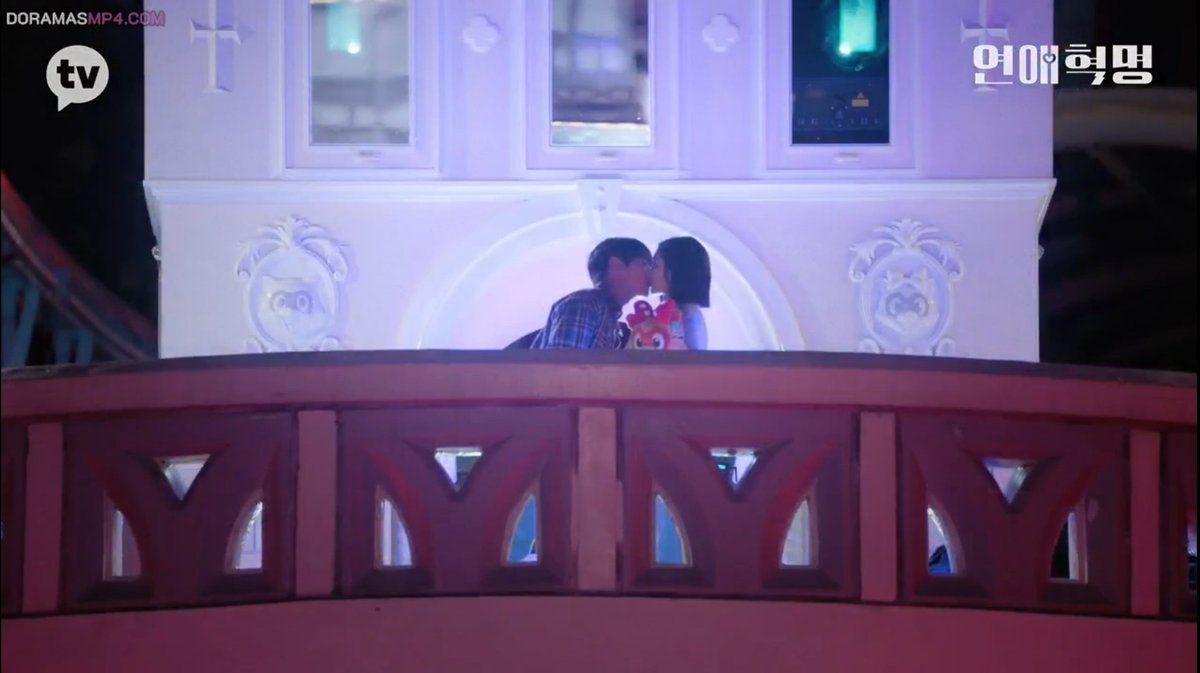 iiforjihoon's tweet image. ESTOY GRITANDOOOOO,SE DIERON SU PRIMER BESO Y FUE HERMOSO AAAAAAAAAHDJDJ 😭💘

#LoveRevolution #LoveRevolutionEp23