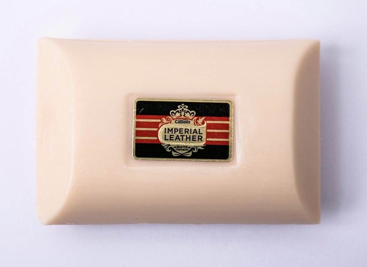 NoContextBrits's tweet image. Who grew up sharing one of these?