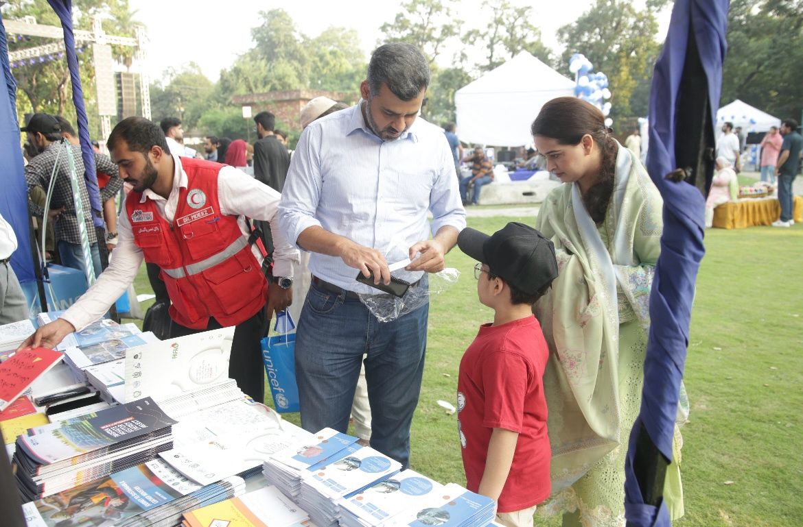 Paidar_Sindh's tweet photo. UNIDO πΊπ³ highlighted the EU-funded #PAIDAR programme at #UNDay2025 in Lahore!
Showcasing climate-resilient settlements & microgrants empowering rural Sindh, PAIDAR stands as a model for inclusive growth & resilience.
@Momalindi
#UNIDO #EU #PAIDAR #PovertyAlleviation #SDGs https://t.co/XZVGF98oTl