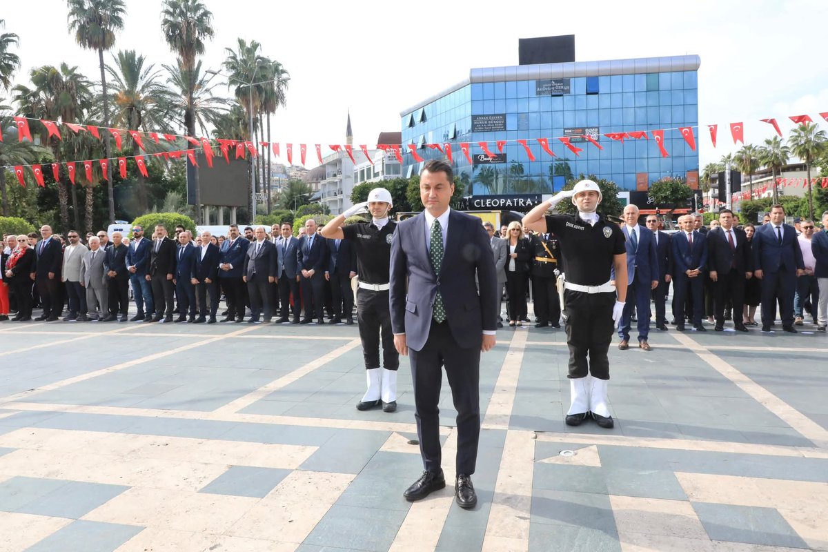 Cumhuriyetimizin 102.yılı kutlamaları çelenk summa törenine katıldık Gazi Mustafa Kemal Atatürk başta olmak üzere Cumhuriyetimizi bizlere emanet eden tüm kahramanlarımızı saygı ve minnetle anıyoruz.