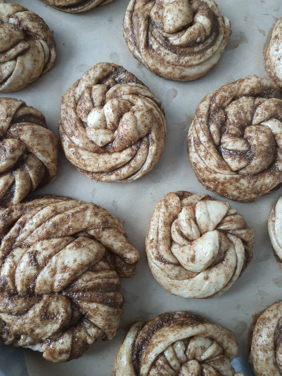 meşgul
ol ki
üzülmeye 
vaktin 
olmasın.