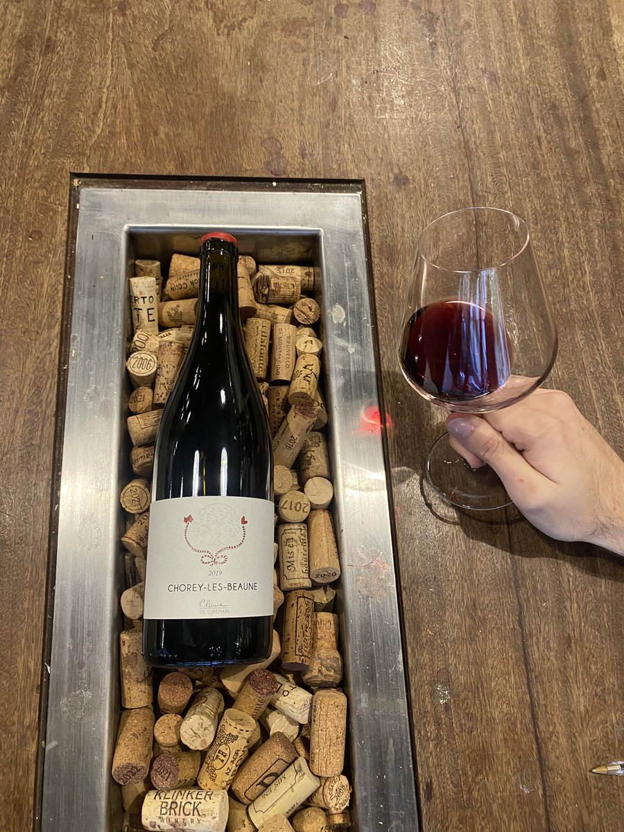 DIARY OF A WINE SHOP //
Down at Chambers today to taste through some new wave Burgundy producers. Clarisse de Suremain always a favorite of ours, and has been for years!