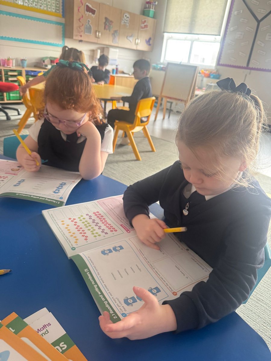 During numeracy, P2/3 have been working hard to read and write numbers in words.