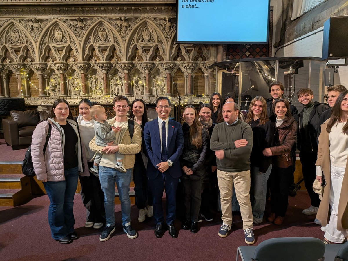 Timothycho08's tweet photo. Great evening with the King’s College Christian Union - thank you for the warm invitation!
#OpenDoorsUK #KingsCollegeLondon #ChristChurchMayfair https://t.co/60LprKOX06