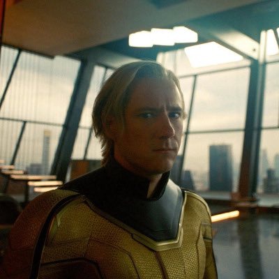 EmirYogmman's tweet image. “you’re staring”              “you’re beautiful”

#VoidWalker #SentryAgent #BobJohn