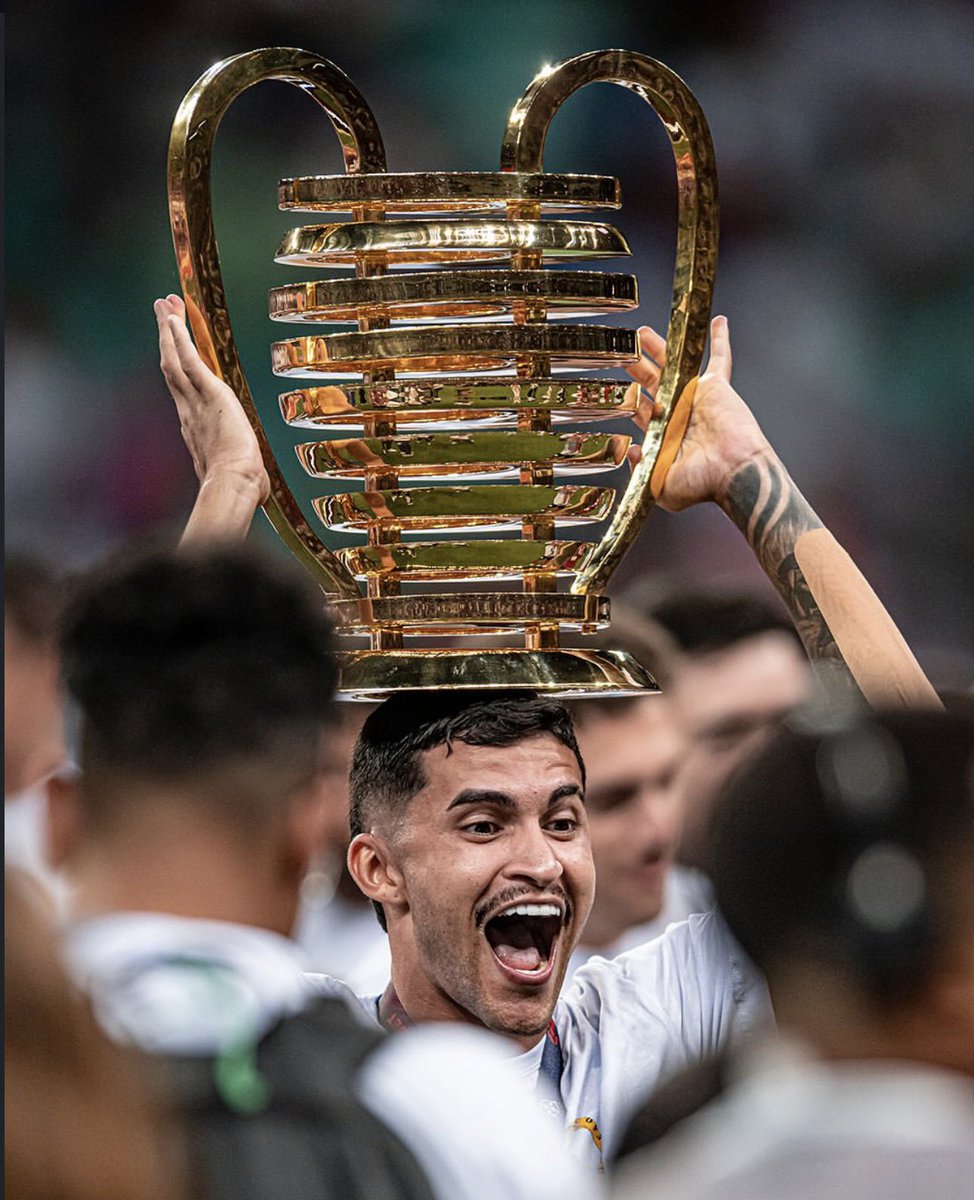 🚨 ÚLTIMAS NOTÍCIAS: Bahia pagará €2M (~R$12,4M) por Rodrigo Nestor!

O jogador quer seguir no projeto, e o clube o vê como um talento jovem e promissor para o futuro.

Contrato válido até dezembro de 2030. <a href="/CascioCardoso/">Cáscio</a>