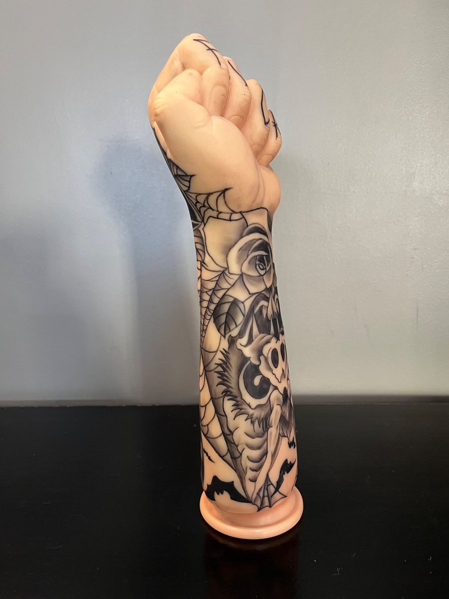 PetroTattoos's tweet photo. The fister project complete! https://t.co/lzAloa49eS