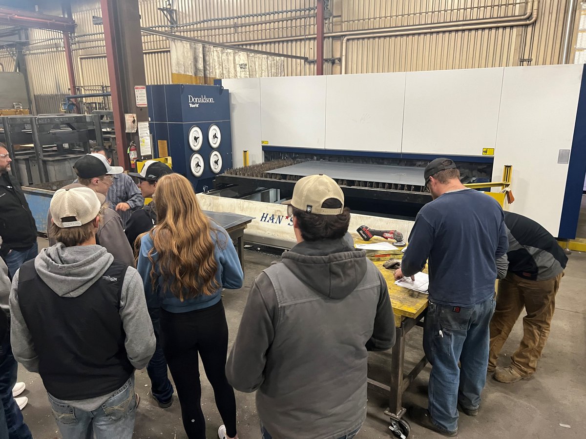 recycleharmony's tweet image. Harmony Enterprises was proud to team up with FutureForward to host tours for students from Lanesboro &amp;amp; Mabel-Canton High Schools today as a part of MN Manufacturing Week. 
#recycleharmony #careercommunityculturecompany #mnmanufacturingweek