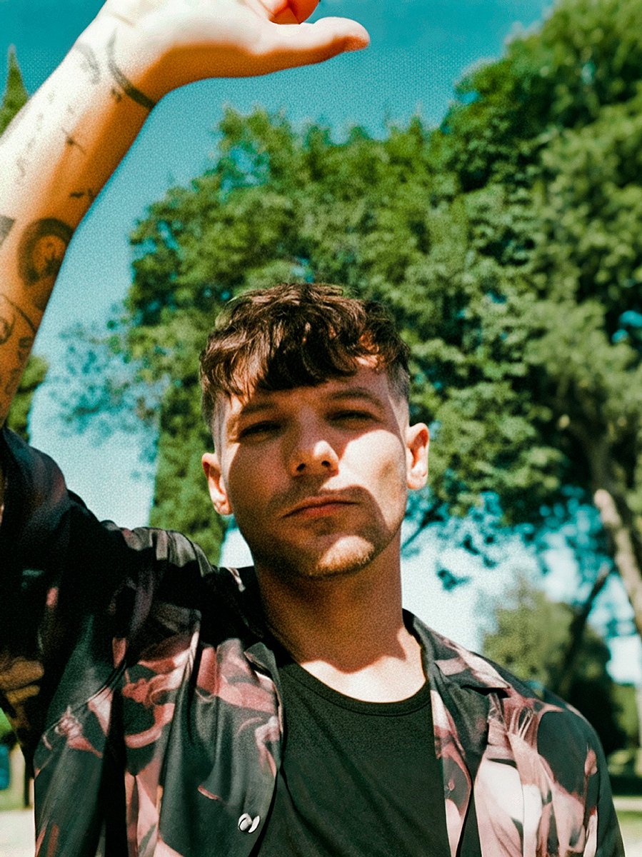 louisnade's tweet photo. he is beautiful https://t.co/YdQInAUYj9