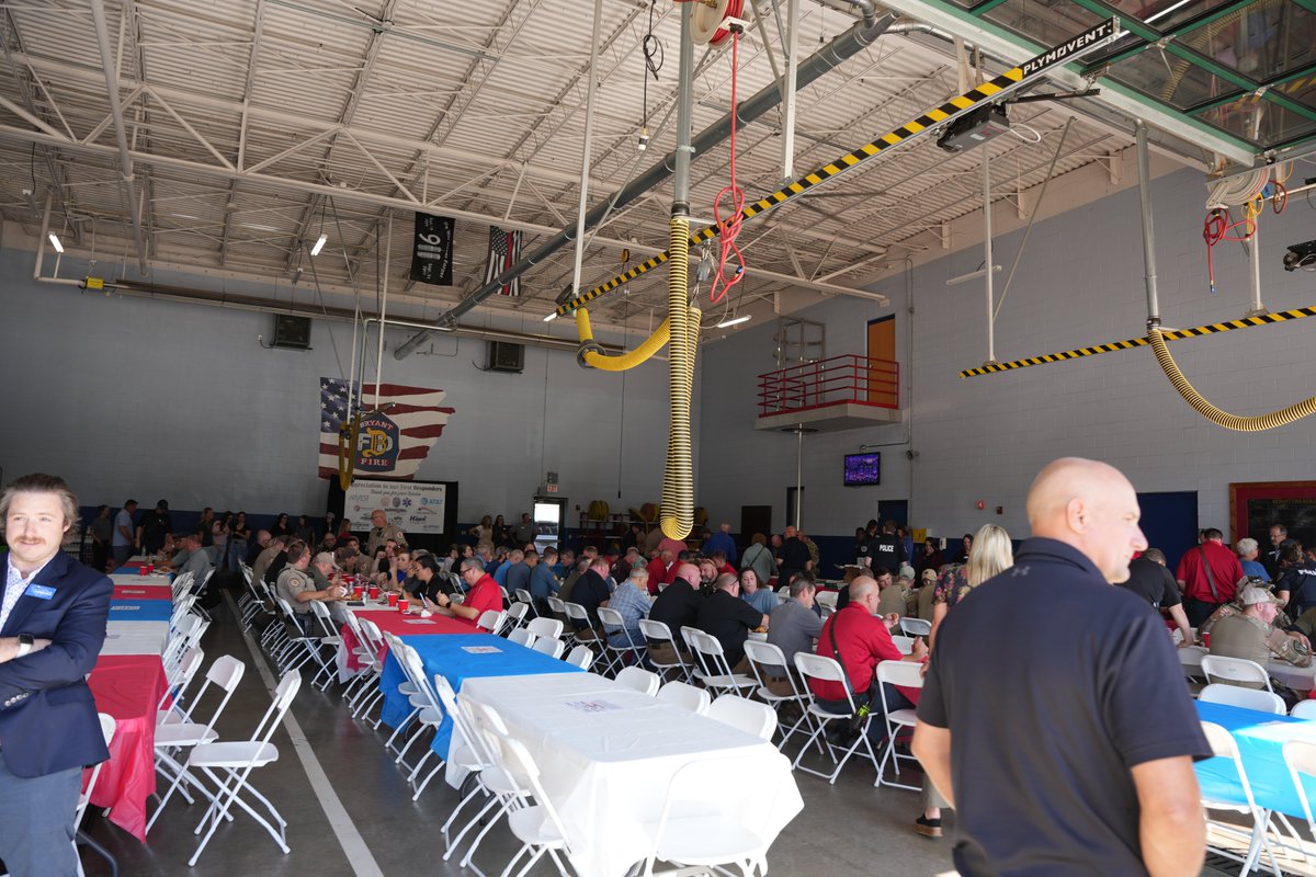 We had a great time at the Bryant Chamber’s annual First Responder Luncheon! 🚒🚓🚑

Always an honor to celebrate the men and women who serve and protect Saline County every day. Thank you Bryant Chamber  for hosting! 👏
#SalineCountySTRONG #SalineCoAR