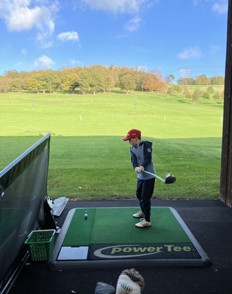 Thanks <a href="/PINGJuniorGolf/">PING Junior Golf Tour</a> <a href="/PingTour/">PING GOLF</a> <a href="/CloseHouseGolf/">Close House Golf</a> <a href="/WestwoodLee/">Lee Westwood</a> for fantastic event in testing conditions! 💨 🍂 ⛳️🏌️‍♂️
Owen doing himself proud with another U12 🥈 place and 🥉 overall handicap in finals after qualifying <a href="/ladybankgolf/">Ladybank Golf Club</a> 👏