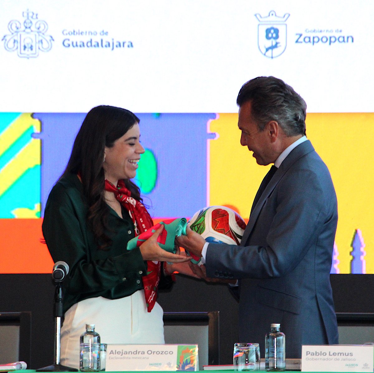 drdumm's tweet image. 🇲🇽⚽ Guadalajara quiere ser la sede “más mexicana” del Mundial 2026. El @GobiernoJalisco presentó su plan para recibir 4 partidos ,incluido uno de México y proyectar al estado como referente cultural y deportivo del país. Alejandra Orozco, embajadora de la sede 2026