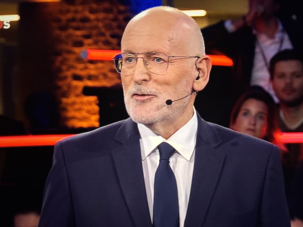 Timmermans zag, sprak en overwon!

Morgen komt er een einde aan het tijdperk Wilders en kunnen we bouwen aan het kabinet Timmermans 1.

#samenvooruit