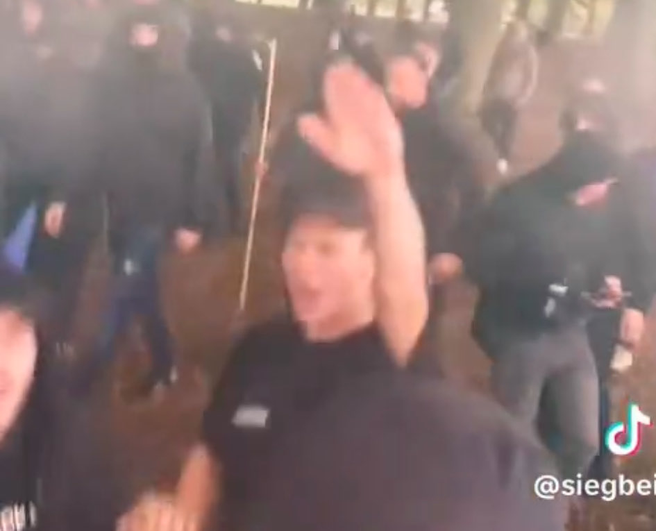 Ik stem morgen tégen deze neo-nazi’s.

Ik stem morgen vóór hun grootste nachtmerrie.

Ik stem morgen GroenLinks-PvdA💚❤️