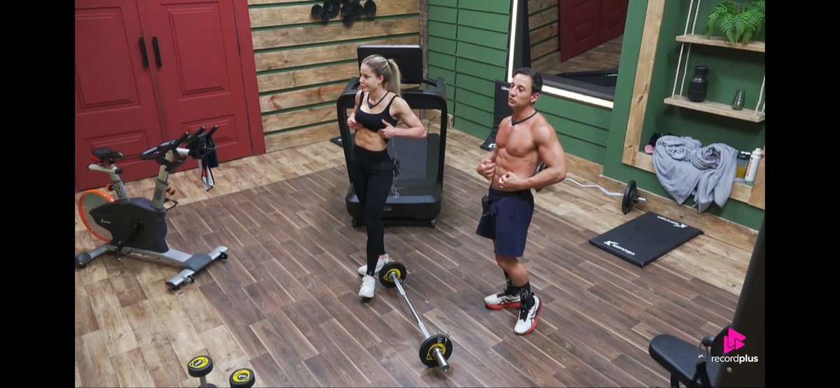 raituita_'s tweet image. mesquitinha tá sendo tão querido com a sasa, tô gostando tanto dessa amizade 🫶🏼🥹 #TeamSaory #AFazenda