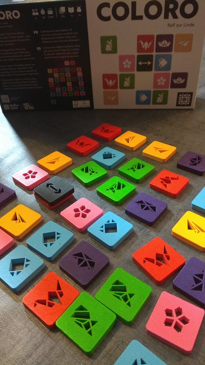 meyklar's tweet image. Et on termine par #Coloro un #j2s de collection