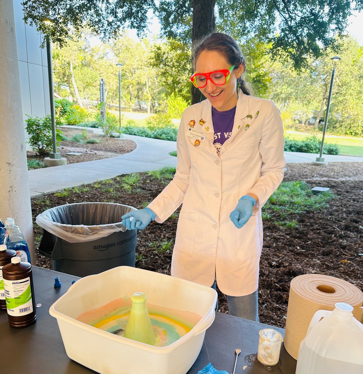 govista's tweet image. Science, smiles, and autumn vibes at the NVC SciTober Fair! 🍂🔬 #FallFun #ScienceFair