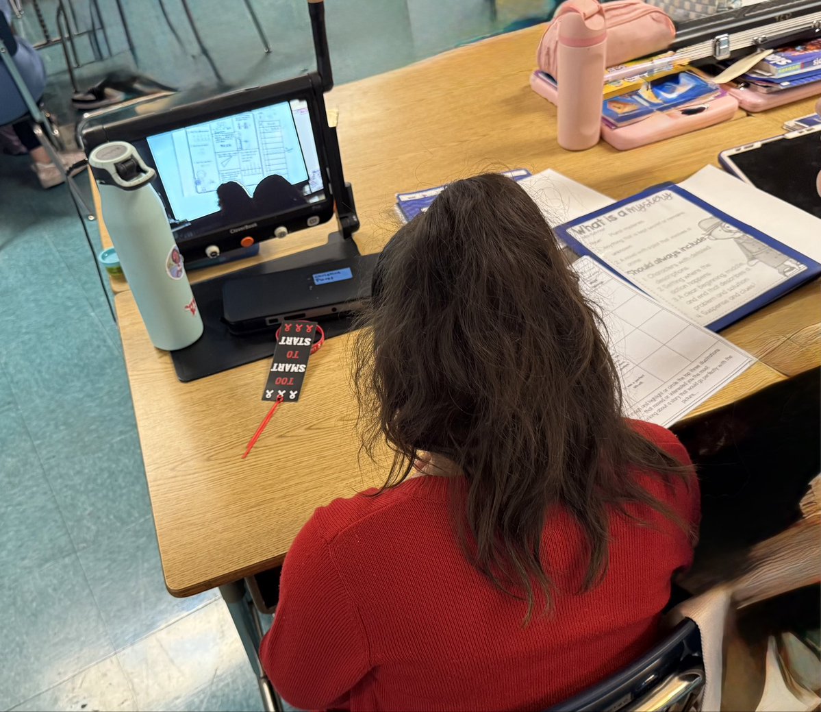 Region North SPED (@regionnorthsped) on Twitter photo At Calahan St. Elementary, 
students learn to navigate campus with their OMB (Orientation and Mobility for the Blind) provider using a cane and sound. In the General Ed. classroom, students used magnifying technology to see the board as well as their text. At Calahan St. Elementary, 
students learn to navigate campus with their OMB (Orientation and Mobility for the Blind) provider using a cane and sound. In the General Ed. classroom, students used magnifying technology to see the board as well as their text.